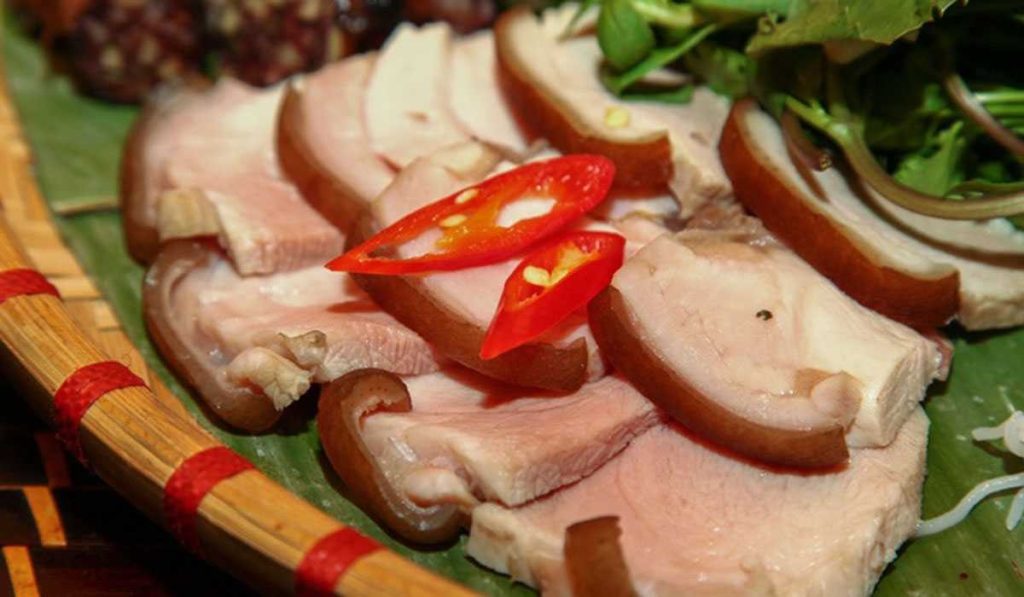 Lợn mán thui luộc Lợn mán thui luộc