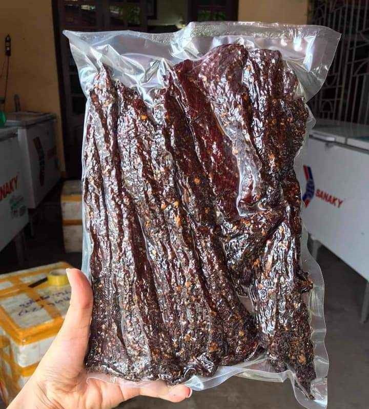 Bảo quản trâu gác bếp bằng cách hút chân không