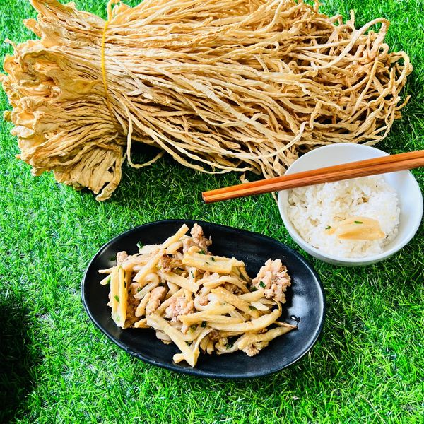Củ cải xào thịt bò