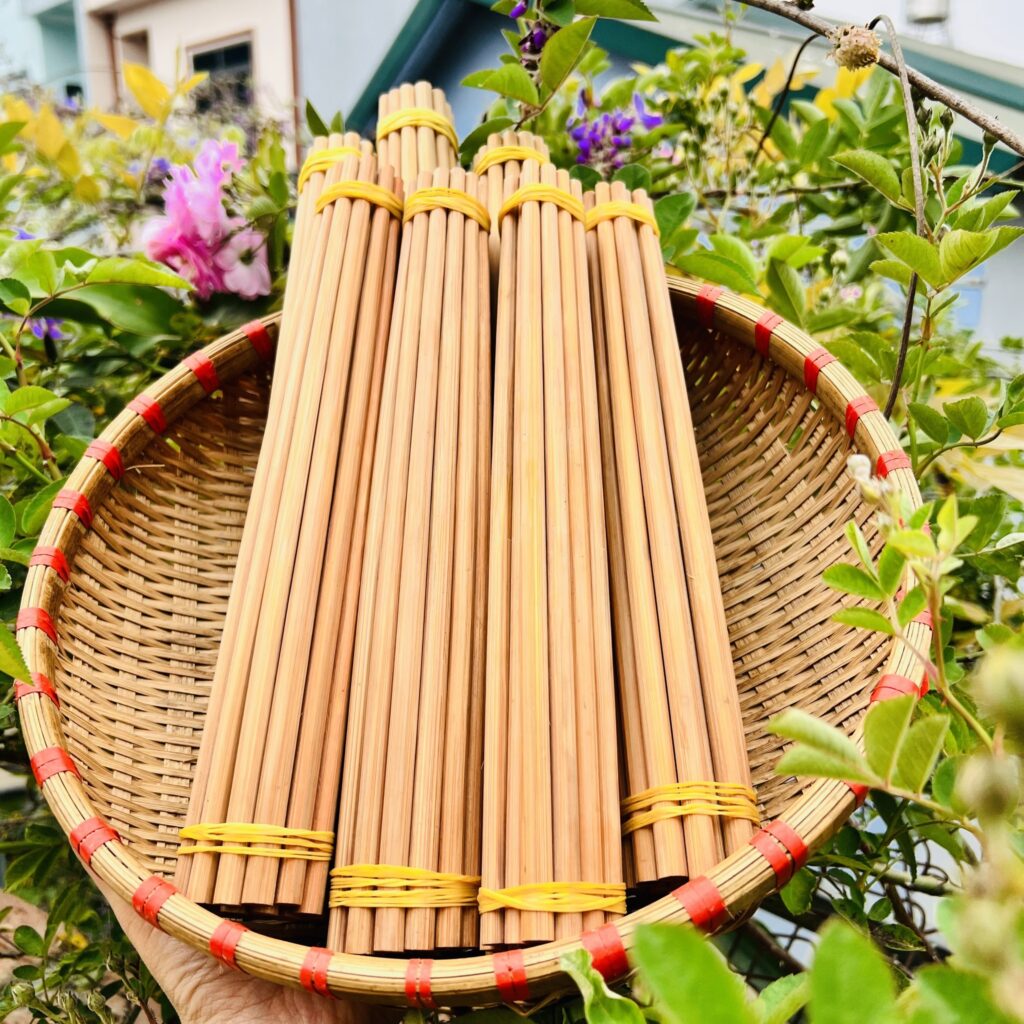 Cách xử lý khi Đũa tre vót tay dân tộc Thái- Sơn La xuất hiện nấm mốc