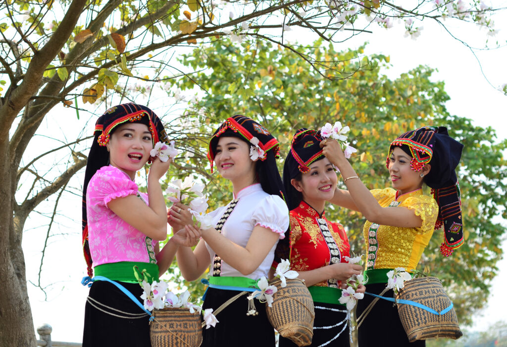 Lễ hội hoa ban - Lễ hội mùa xuân Tây Bắc