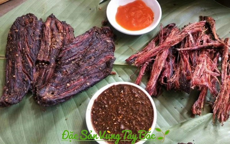 Thịt trâu gác bếp Tây Bắc
