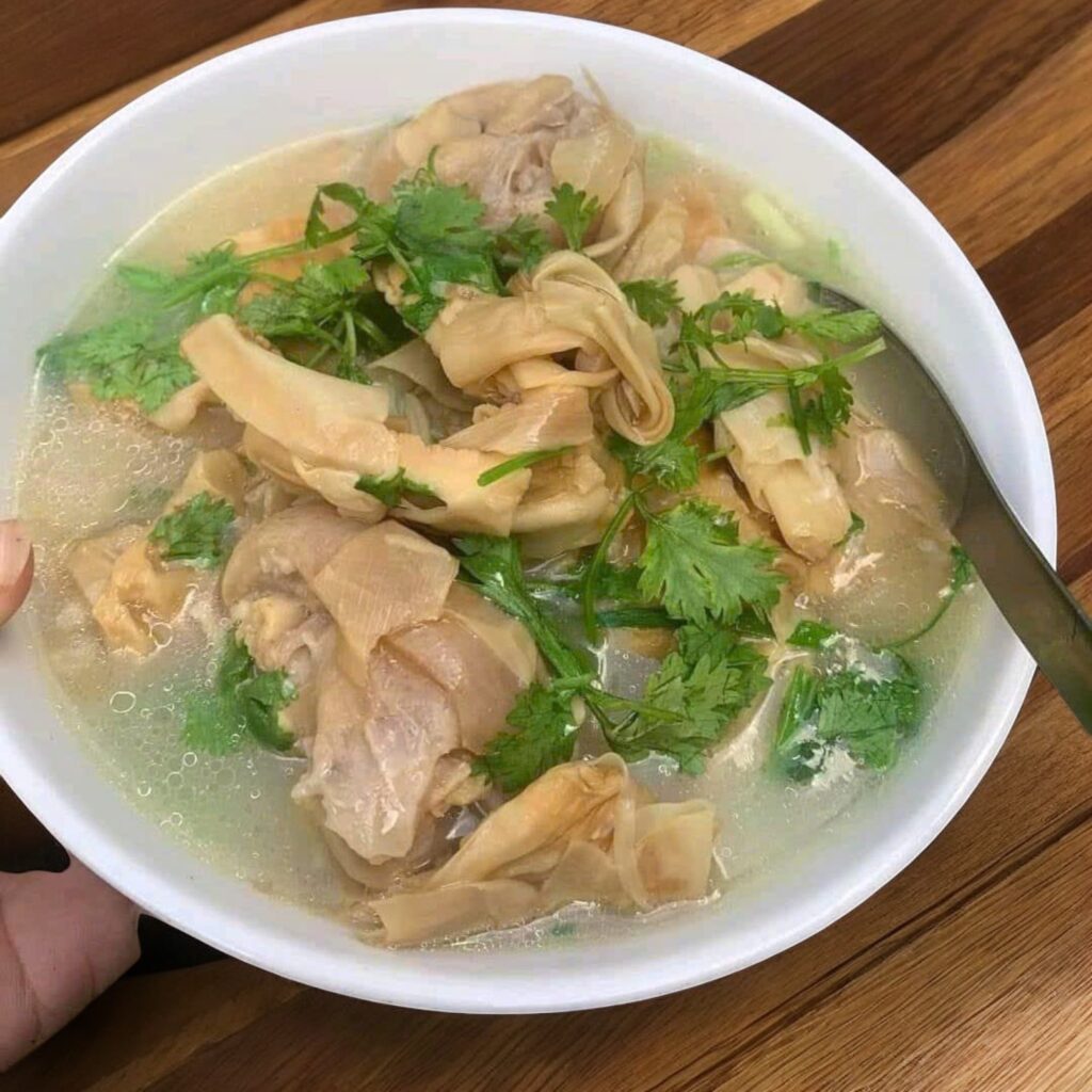 Giá Trị Dinh Dưỡng và Công Dụng của Măng Nứa Khô